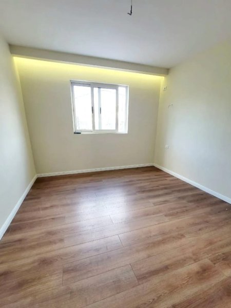 Kavaje, shitet apartament 1+1+Aneks+Ballkon Kati 1, 50 m² 1 € (Kavaje,Shetitorja" Kavaljon")