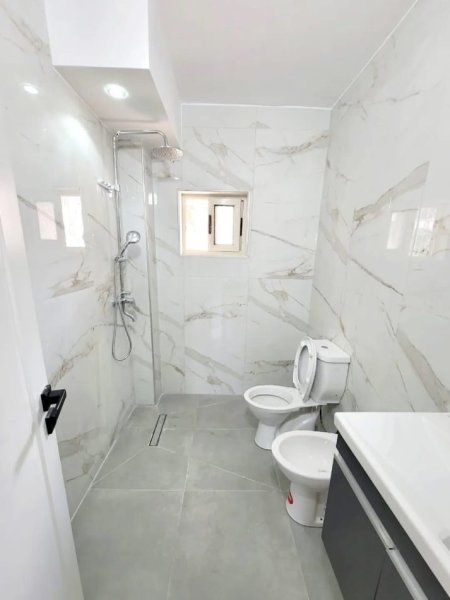 Kavaje, shitet apartament 1+1+Aneks+Ballkon Kati 1, 50 m² 1 € (Kavaje,Shetitorja" Kavaljon")