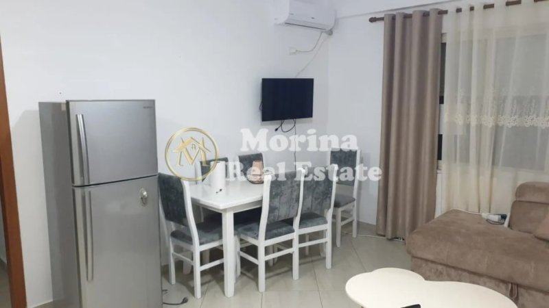 Tirane, jepet me qera apartament 2+1 Kati 1, 85 m² 450 € (Fresku)
