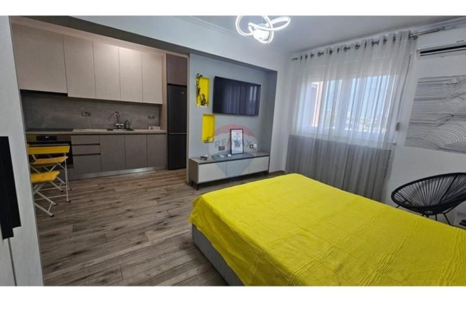 Tirane, jepet me qera garsonier , 30 m² 550 € 