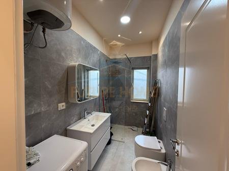 Tirane, jepet me qera apartament 1+1 Kati 3, 73 m² 600 € 