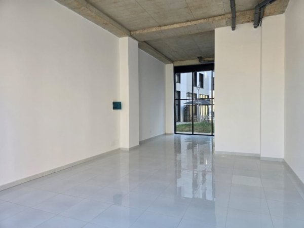 Tirane, shitet ambjent biznesi Kati 0, 92 m² 330.000 € 