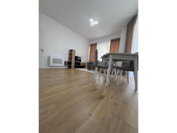 Tirane, jepet me qera apartament 2+1 Kati 3, 105 m² 550 € 