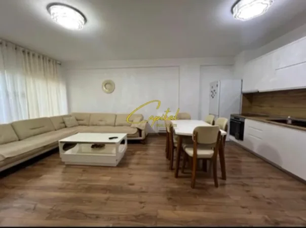 Tirane, jepet me qera apartament 2+1 Kati 2, 94 m² 750€ (KOPSHTI BOTANIK)