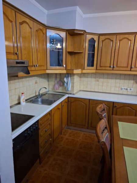 Tirane, jepet me qera apartament 2+1 Kati 9, 560 € 