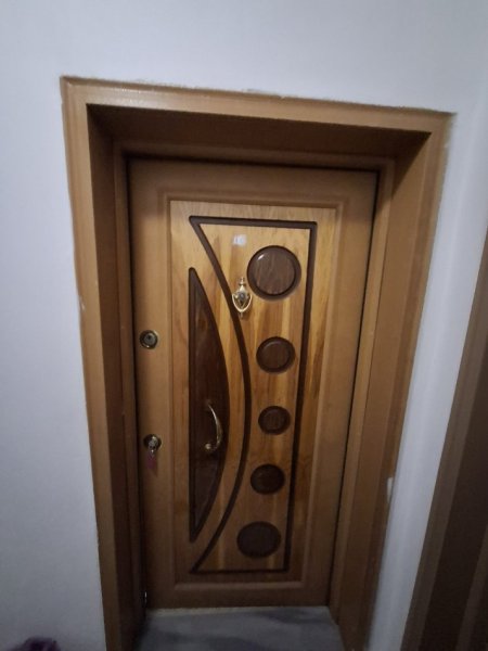 Durres, jepet me qera apartament 2+1+Ballkon Kati 3, 110 m² 400 € (lagjia 13)