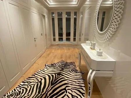 Tirane, shitet apartament 3+1 Kati 3, 181 m² 38.500.000 € 