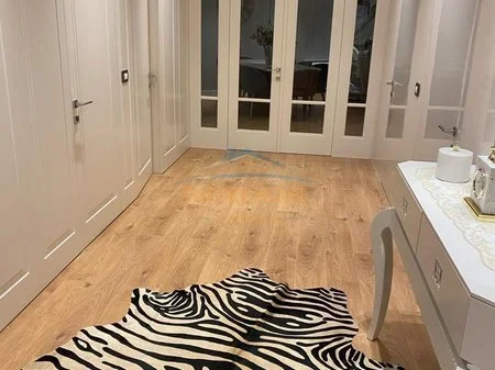 Tirane, shitet apartament 3+1 Kati 3, 181 m² 38.500.000 € 