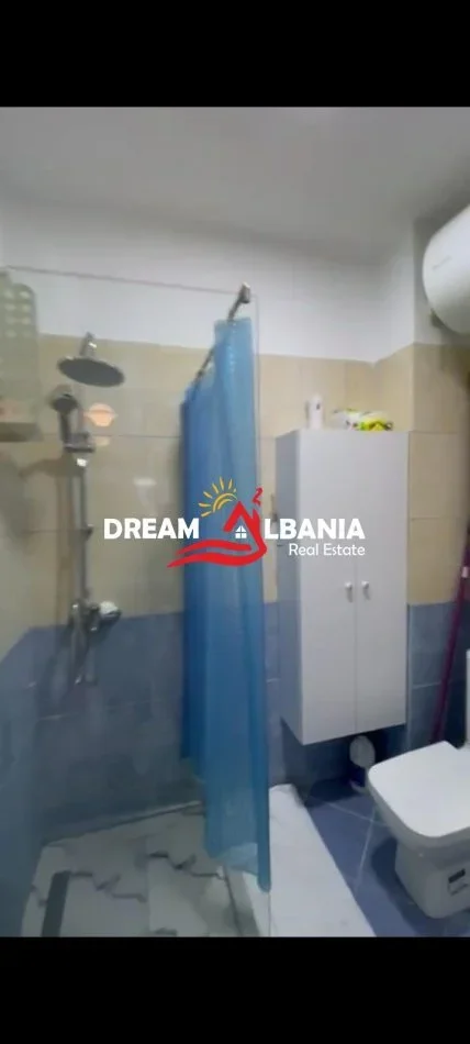 Tirane, jepet me qera 1+1 , 70 m² 450 € (Tek Terminali Jug-Veri)