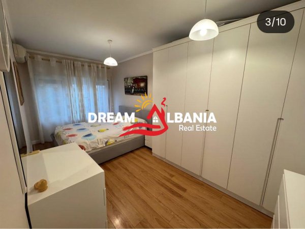 Tirane, jepet me qera apartament 2+1 , 105 m² 700 € (Kodra e Diellit 2)