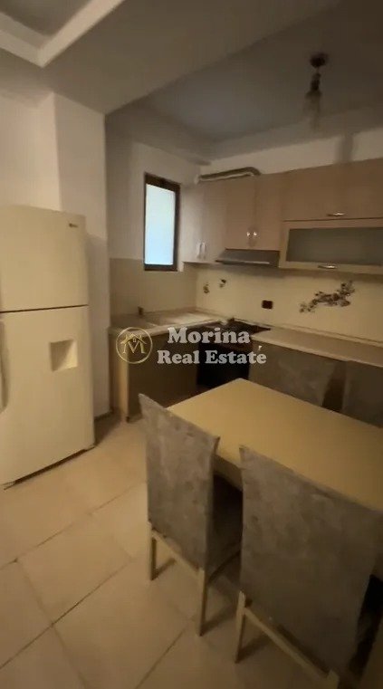 Tirane, jepet me qera apartament 2+1 Kati 1, 130 m² 450 € (Jordan Misja)