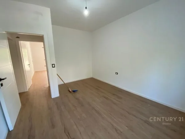 Tirane, shitet apartament 1+1 Kati 2, 53 m² 130.000 € (Don Bosko)