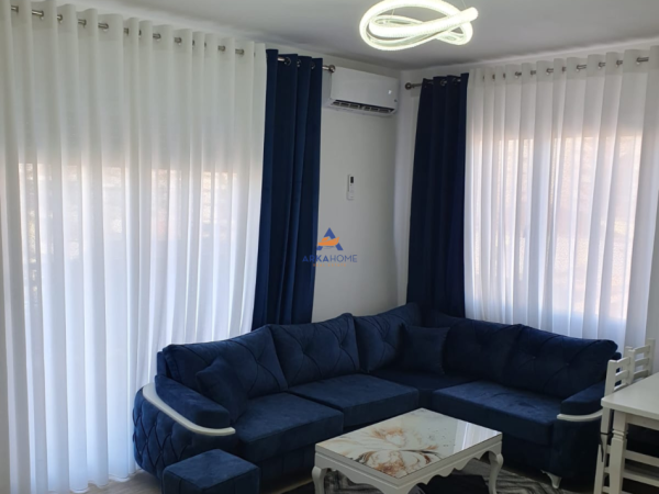 Tirane, jepet me qera apartament 1+1+Ballkon , 70 m² 514 € (TE RRUGA EGNATIA, DON BOSKO)