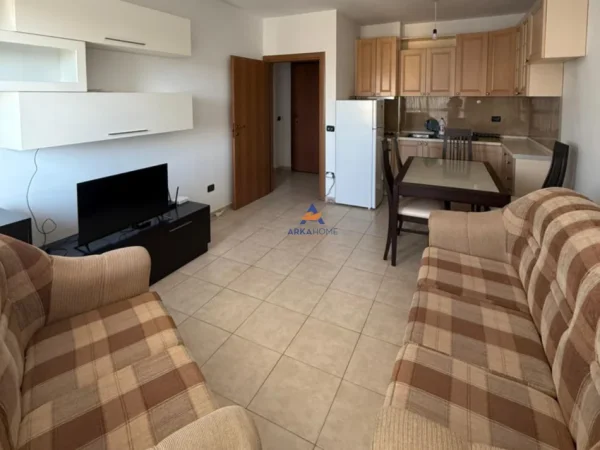 Tirane, jepet me qera apartament 1+1+Ballkon Kati 5, 60 m² 350 € (PRANE RESTORANT FRESKUT, FRESK)