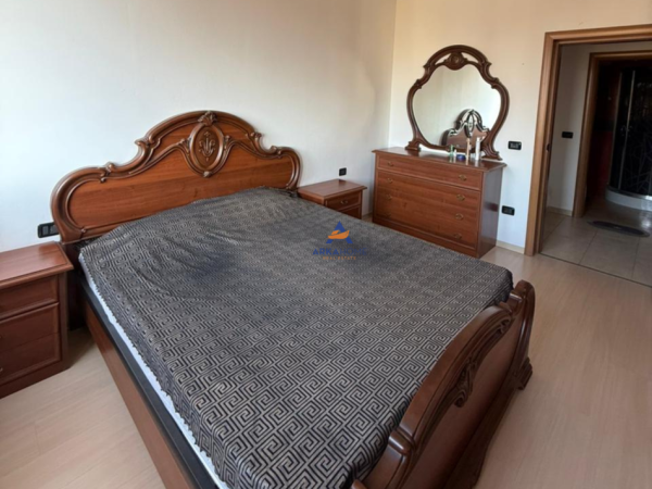Tirane, jepet me qera apartament 1+1+Ballkon Kati 5, 60 m² 350 € (PRANE RESTORANT FRESKUT, FRESK)