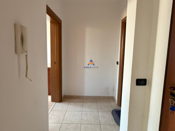 Tirane, jepet me qera apartament 1+1+Ballkon Kati 5, 60 m² 350 € (PRANE RESTORANT FRESKUT, FRESK)