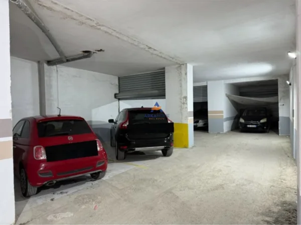 Tirane, shitet garazh | post parkimi Kati -1, 30 m² 120.000 € (RRUGA BILL KLINTON)