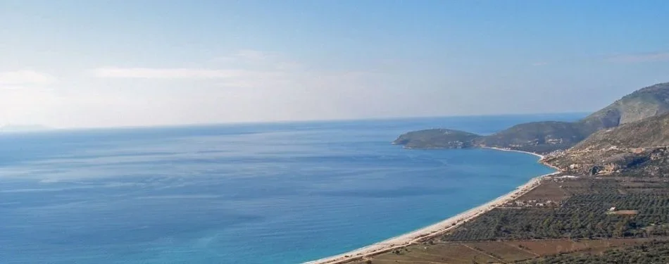 Vlore, shitet truall ne bregdet , 500 m² 350.000 € (Borsh)