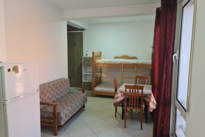 Tirane, jepet me qera garsonier 1+1 Kati 5, 37 m² 380 € (Rruga Njazi Meka)