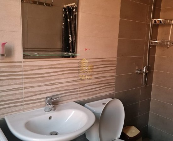 Tirane, jepet me qera garsonier 1+1 Kati 5, 37 m² 380 € (Rruga Njazi Meka)