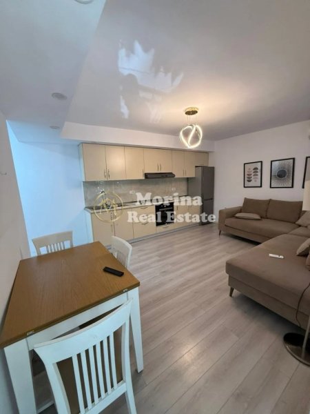 Tirane, jepet me qera apartament 1+1 Kati 3, 65 m² 550 € (Rruga Isuf Elezi, Selite)