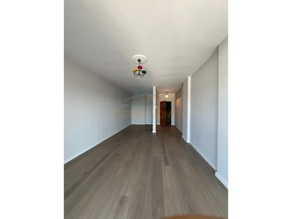 Tirane, shitet apartament 2+1 Kati 2, 114 m² 148.000 € (FRESK)