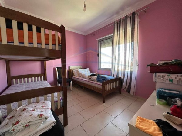 Tirane, jepet me qera apartament 2+1 Kati 6, 96 m² 590 € (Astir , Kompleksi Arlis)