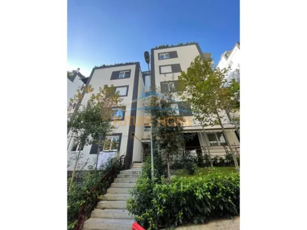 Tirane, jepet me qera apartament 1+1 Kati 1, 58 m² 550 € (Liqeni i Thate , Green Tarrace)