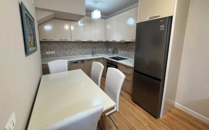 Tirane, jepet me qera apartament duplex 2+1+Ballkon Kati 0, 90 m² 700 € (Rezidenca Kodra e Diellit 2)