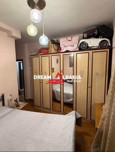 Tirane, jepet me qera apartament 1+1 , 55 m² 430 € (prane “Arc Hotel”, Astir)