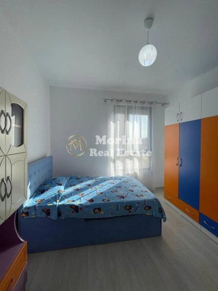 Tirane, jepet me qera apartament 3+1+Ballkon Kati 5, 100 m² 550 € (Kinostudio)