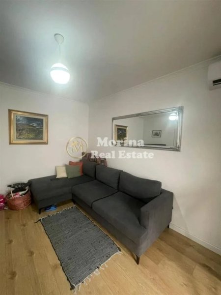 Tirane, jepet me qera apartament 1+1 Kati 4, 70 m² 500 € (Ish Restorant Durresi)