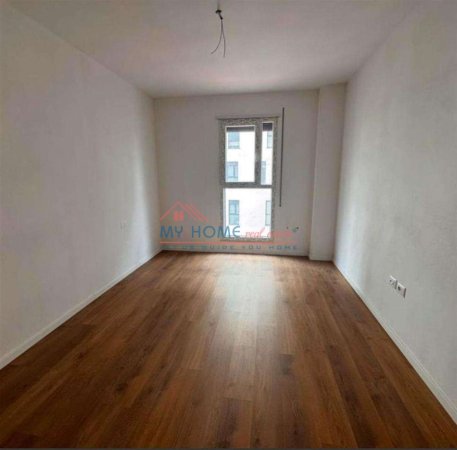 Tirane, jepet me qera apartament 2+1+Ballkon Kati 6, 100 m² 600 € (Don Bosko)
