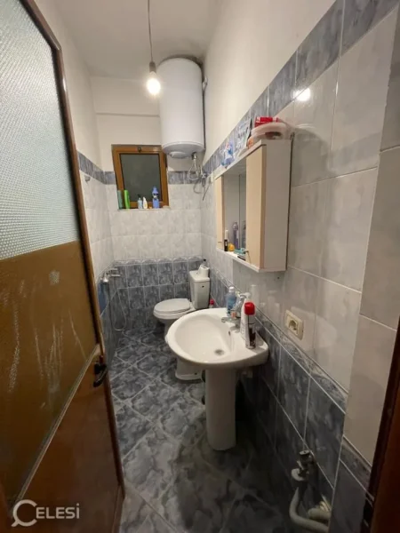 Tirane, jepet me qera apartament 1+1+Ballkon Kati 1, 60 m² 380 € (DON BOSKO)