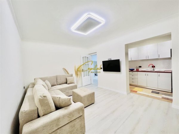 Tirane, jepet me qera apartament 1+1 Kati 3, 65 m² 550 € (STADIUMI DINAMO)