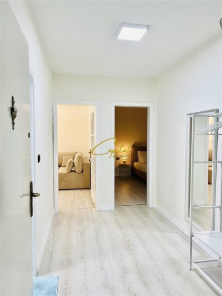 Tirane, jepet me qera apartament 1+1 Kati 3, 65 m² 550 € (STADIUMI DINAMO)