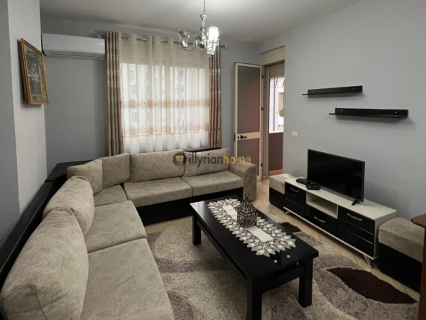 Tirane, jepet me qera apartament 1+1+Ballkon Kati 3, 400 € 