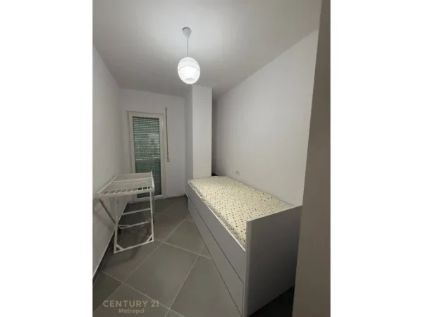 Tirane, jepet me qera apartament 2+1 Kati 5, 92 m² 580 € (KOMPLEKSI DARLING ALI DEM)