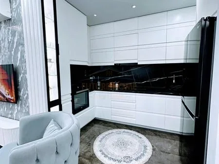 Tirane, shitet apartament 2+1 Kati 1, 92 m² 29.000.000 € 