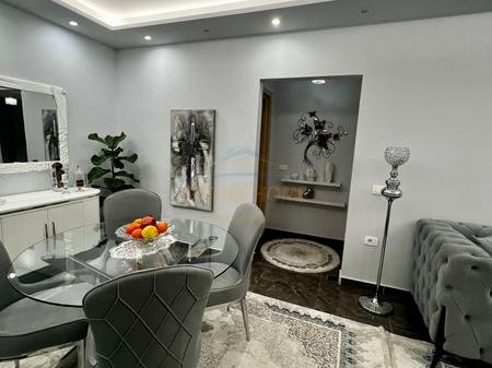 Tirane, shitet apartament 2+1 Kati 1, 92 m² 29.000.000 € 