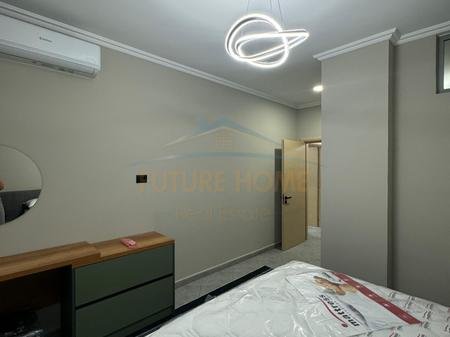 Tirane, jepet me qera apartament 1+1 Kati 4, 75 m² 450 € 