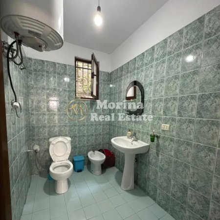 Tirane, jepet me qera apartament 2+1 Kati 1, 90 m² 350 € (Selite e Vogel)