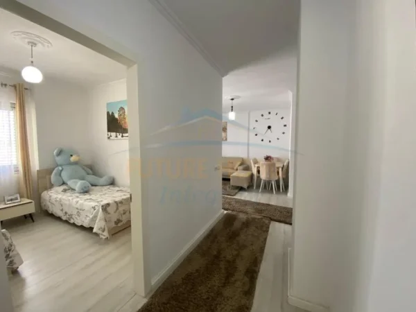Shitet Apartament 2+1+2 , Fresk ,135.000 €