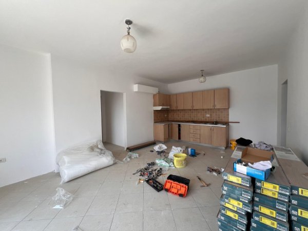 Tirane, shitet apartament 2+1 Kati 8, 110 m² 143.000 € (Astir)