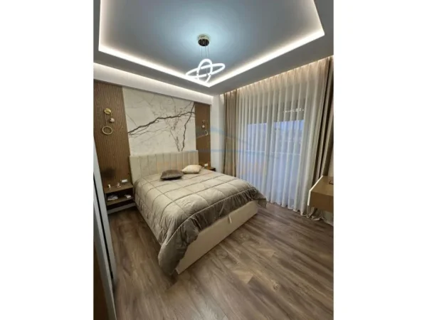 Tirane, shitet apartament 3+1 Kati 3, 123 m² 25.000.000 € 