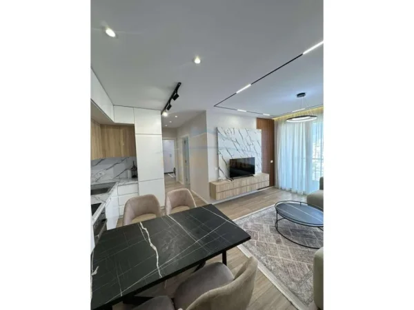 Tirane, jepet me qera apartament 2+1 Kati 7, 94 m² 750 € (Don Bosko , Fiori Di Bosko)