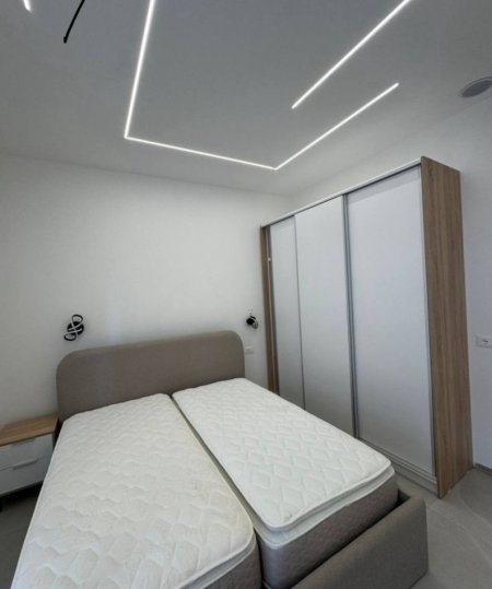 Durres, jepet me qera apartament 1+1+Ballkon , 600 € (Qender, Durres)