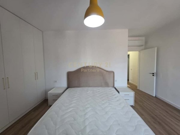 Tirane, jepet me qera apartament 2+1 Kati 3, 100 m² 800 € (Don Bosko)
