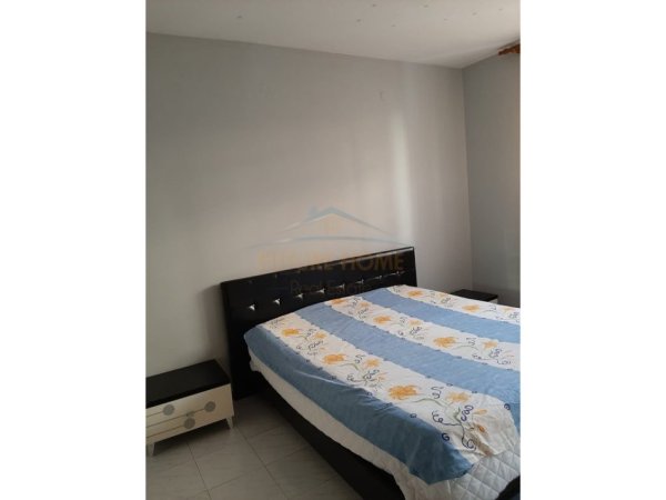 Tirane, shitet apartament 2+1 Kati 4, 99 m² 175.000 € (Rruga Muzaket)
