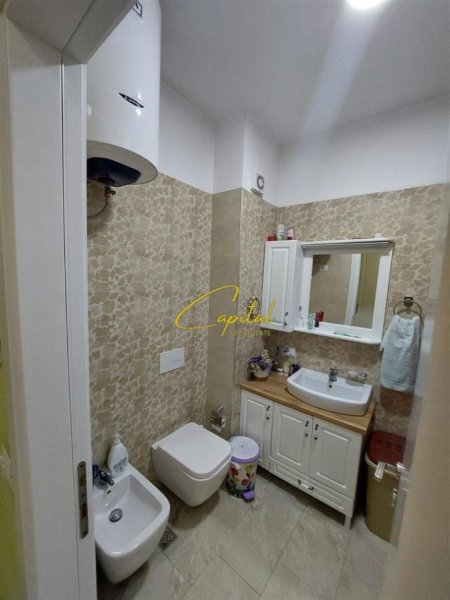 Tirane, shitet apartament 2+1 Kati 3, 78 m² 140.000 € (KINOSTUDIO)